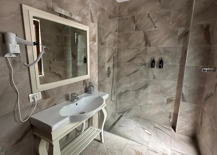 Villa Beachfront With Private Pool By Monika Experiences