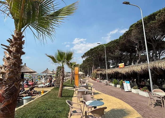 Beachfront With Private Pool By Monika Experiences Golem (Tirana)