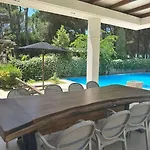 Villa Beachfront With Private Pool By Monika Experiences