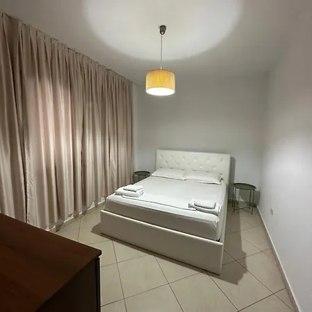 Vila Beachfront With Private Pool By Monika Experiences *