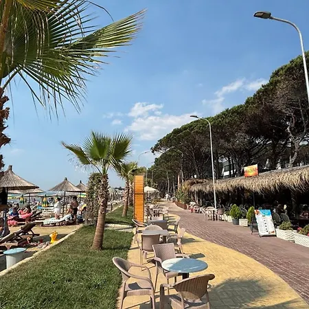 Beachfront With Private Pool By Monika Experiences Golem (Tirana)