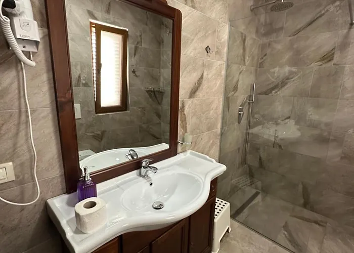 Villa Beachfront With Private Pool By Monika Experiences